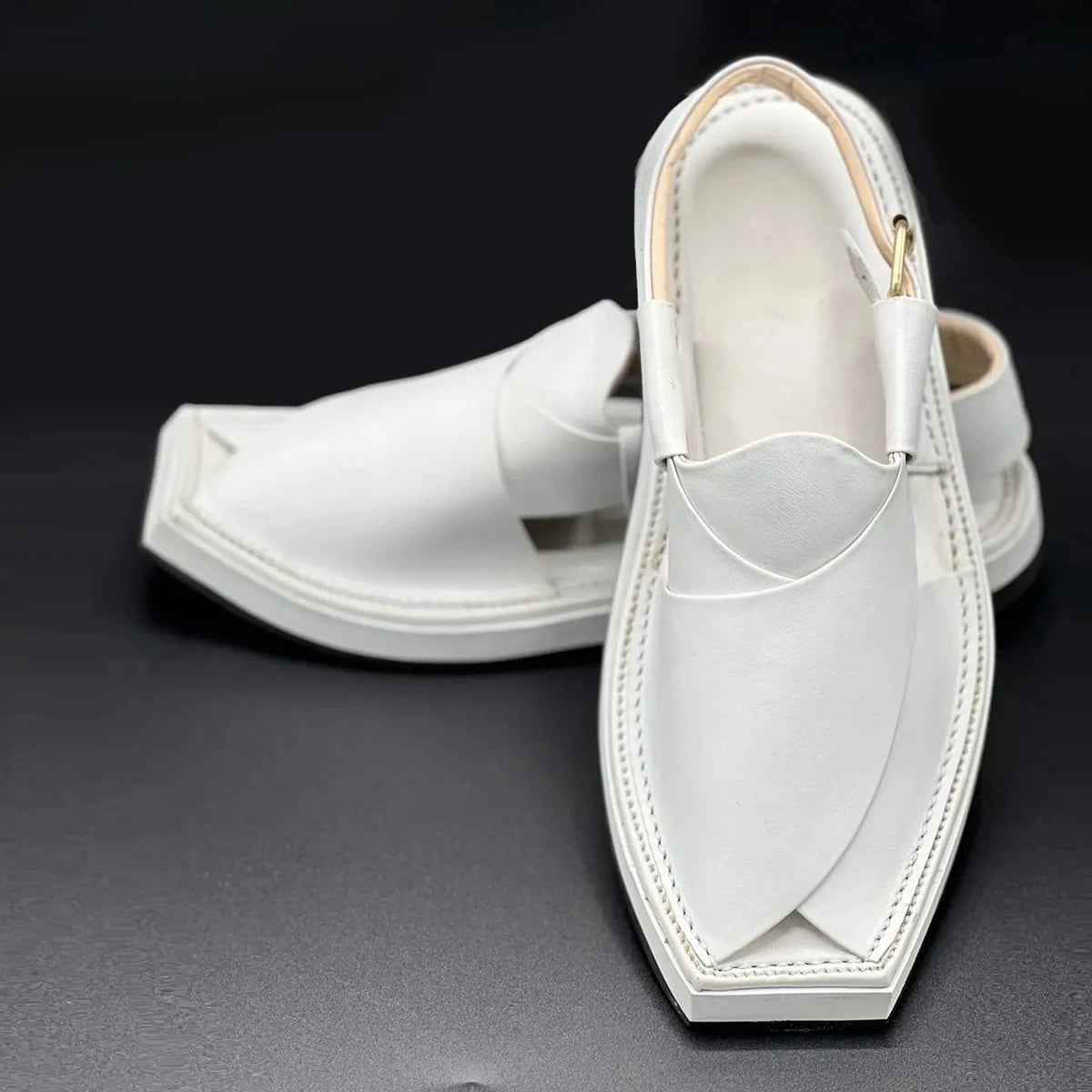 Kaptan White Doted Handmade Chappal